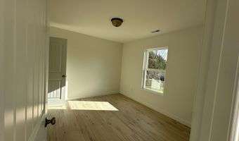 8110 5th St, Boiling Springs, SC 29316