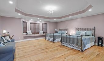 1020 Thomas Rd, Benton, TN 37307