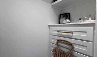 66 Howard St, Bangor, ME 04401