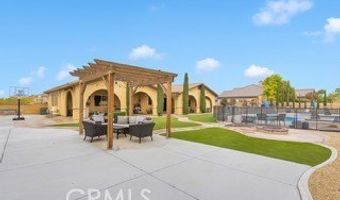 20267 Fuji Ct, Apple Valley, CA 92308