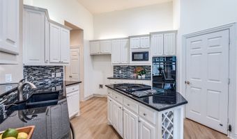 3752 Park Pl, Addison, TX 75001