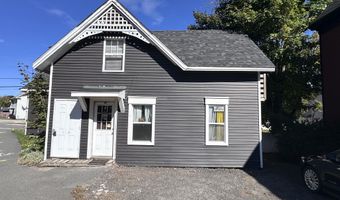 176 Court St, Bangor, ME 04401