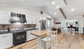 1279 Dillon Rd, Austell, GA 30168