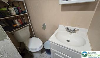 909 N 6th St, Allentown, PA 18102