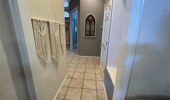 2210 Lakewood Dr, Chickasha, OK 73018