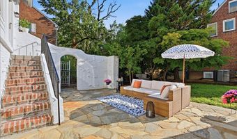 2800 S ARLINGTON RIDGE Rd, Arlington, VA 22202