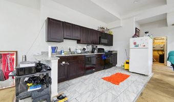 3701 E LOMBARD St, Baltimore, MD 21224