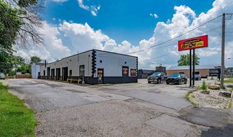 1712 S Wayne Ave, Auburn, IN 46706