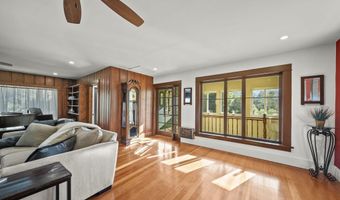 2375 Laguna Circle Dr, Agoura Hills, CA 91301