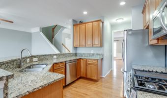 43831 CHADWICK Ter, Ashburn, VA 20148