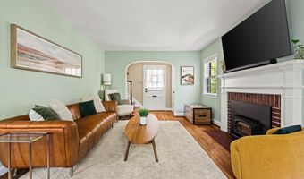 5706 9TH Rd N, Arlington, VA 22205