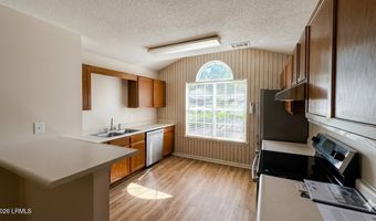 36 Le Moyne Dr, Beaufort, SC 29907