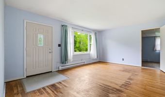11717 E Edgewater Rd, Albany, IN 47320