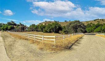 6461 Chesebro Rd, Agoura Hills, CA 91301