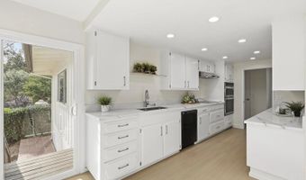 863 Via Rancho Pkwy, Escondido, CA 92029