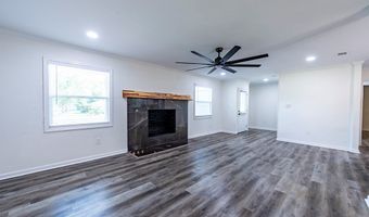 627 Longbow Dr, Albany, GA 31721