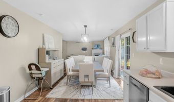 958 Kitner Ave, Avon, IN 46123