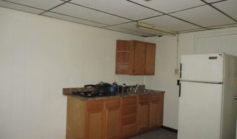 430 Bridge Ave, Alma, MI 48801