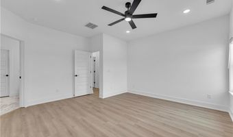 7001 SW Basswood Ave, Bentonville, AR 72713