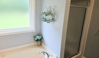 19142 Tammy Leigh Dr, Athens, AL 35614