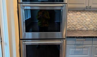 7702 TRAMMELL Rd, Annandale, VA 22003