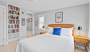 313 N PAYNE St, Alexandria, VA 22314
