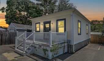 134 Maple Ave, Barrington, RI 02806