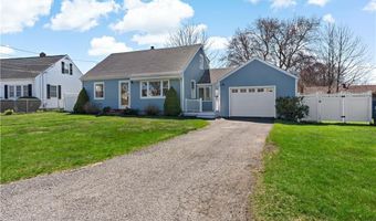 5 St Theresa Ave, Bristol, RI 02809