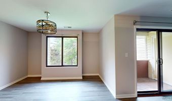 5 Southcreek Ct C, Amherst, NY 14051