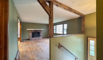 60 White Fox Rd, Agawam, MA 01030