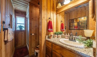 13633 US HIGHWAY 87 S, Adkins, TX 78101