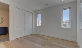 10740 Steel Ridge Ct, Las Vegas, NV 89135