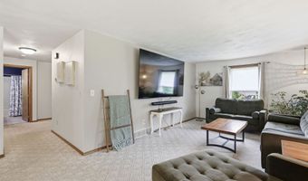 2605 W BIG BEND Dr, Appleton, WI 54914