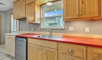 6804 NW 25th St, Bethany, OK 73008