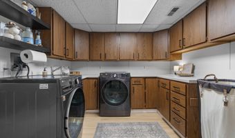 3177 Sunnywood Dr, Ann Arbor, MI 48103