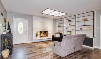600 MANOR Ln, Cheyenne, WY 82009