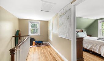 23 Preston Dr, North Kingstown, RI 02852