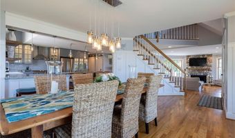 170 W Beach Rd, Charlestown, RI 02813