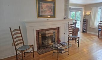 72 Green Mdw, Brattleboro, VT 05301