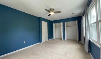 3834 13TH St N, Arlington, VA 22201