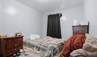 872 Lonsdale Ave, Central Falls, RI 02863