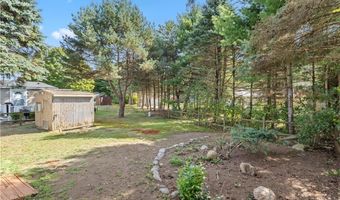 21 Lear Dr, Coventry, RI 02816