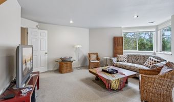 19745 Mount Bachelor Ct, Bend, OR 97702