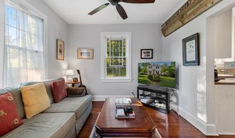 39308 LITTLE RIVER Tpke, Aldie, VA 20105