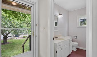 1123 N Clark St, Albion, MI 49224