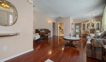 11 Nautical Ct, Bayville, NJ 08721