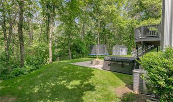 123 CASTLE ROCKS Rd, Warwick, RI 02886