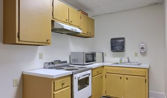101 S 7TH St, Akron, PA 17501