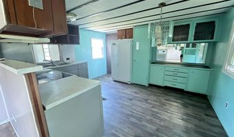 710 N Jackson St, Andrews, IN 46702