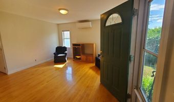 9 Wood St, Bangor, ME 04401